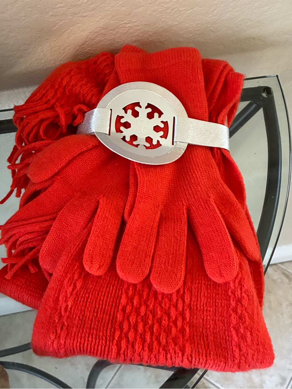 New York & Company orange Knit Winter gloves & scarf Set